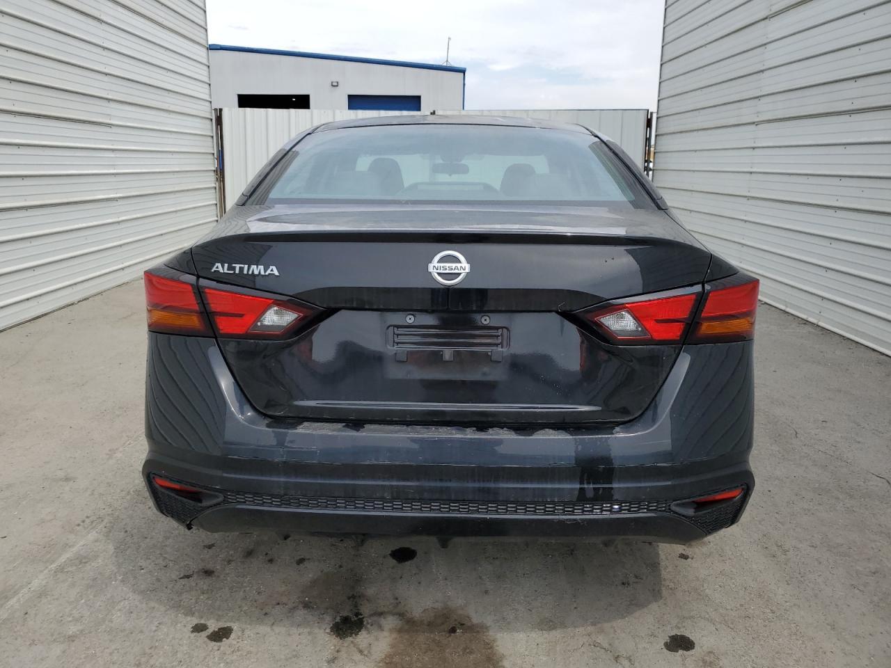2022 Nissan Altima s