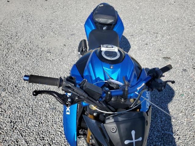 2022 Suzuki GSX-S750 M