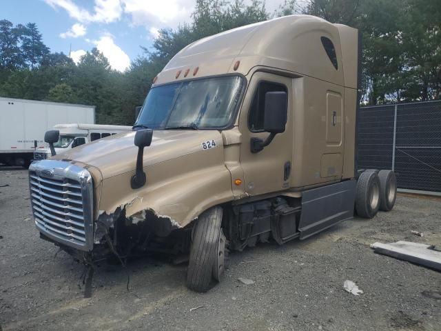 2016 Freightliner Cascadia 125 Semi Truck