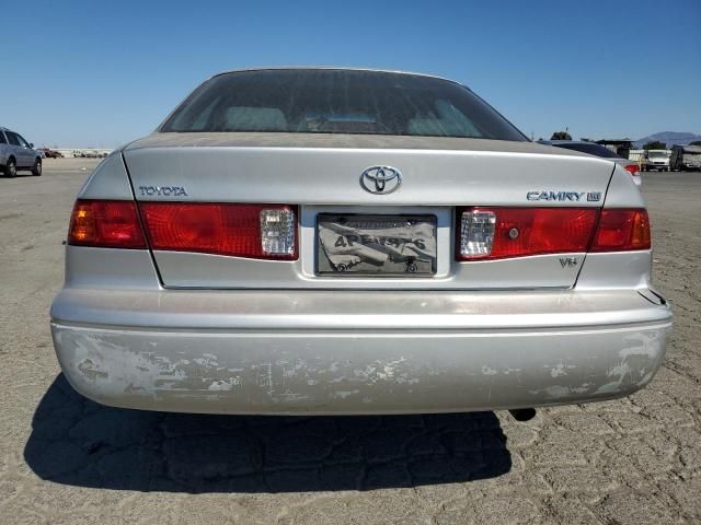 2000 Toyota Camry le