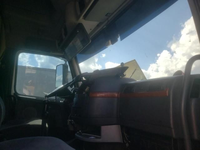 2006 Volvo VNL Semi Truck