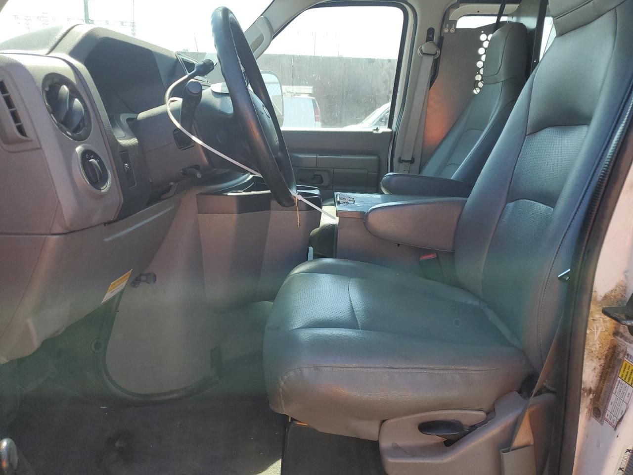 2011 Ford Econoline E250 Van