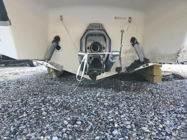2005 Four Winds Boat-Boats
