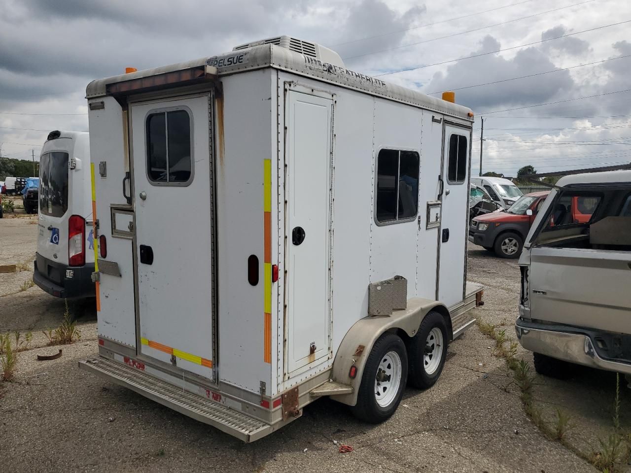 2005 Featherlite Mfg Inc 2005 Pelsue 2011SBC-001 Fiber Optic Splicing Trail