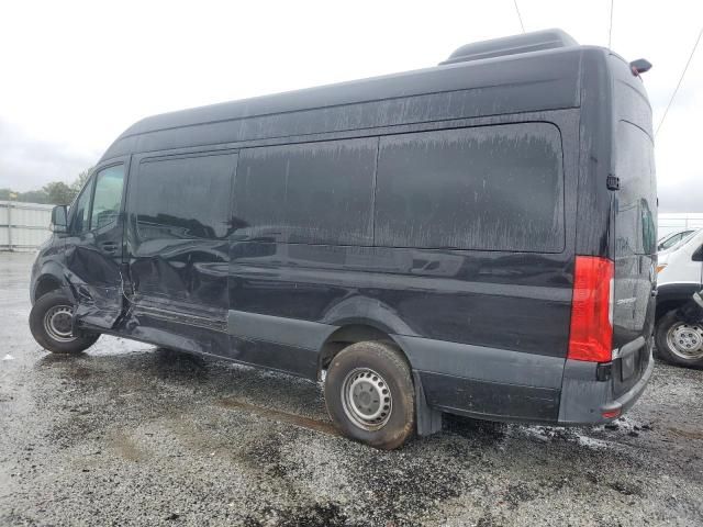 2022 Mercedes-Benz Sprinter 2500