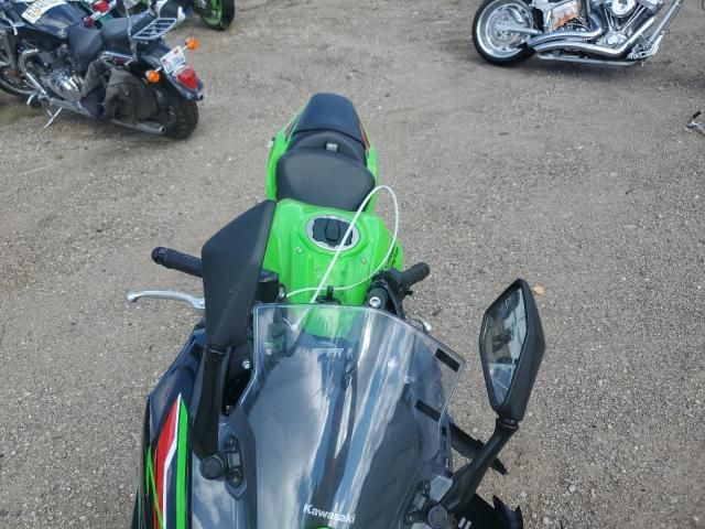 2024 Kawasaki EX650 P