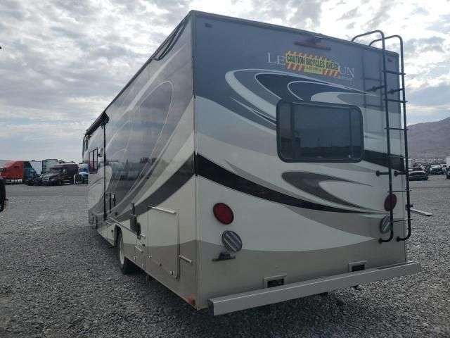 2015 Ford Econoline E450 Super Duty Cutaway van