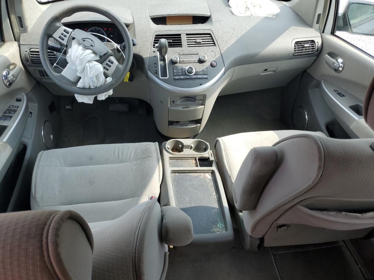 2008 Nissan Quest s