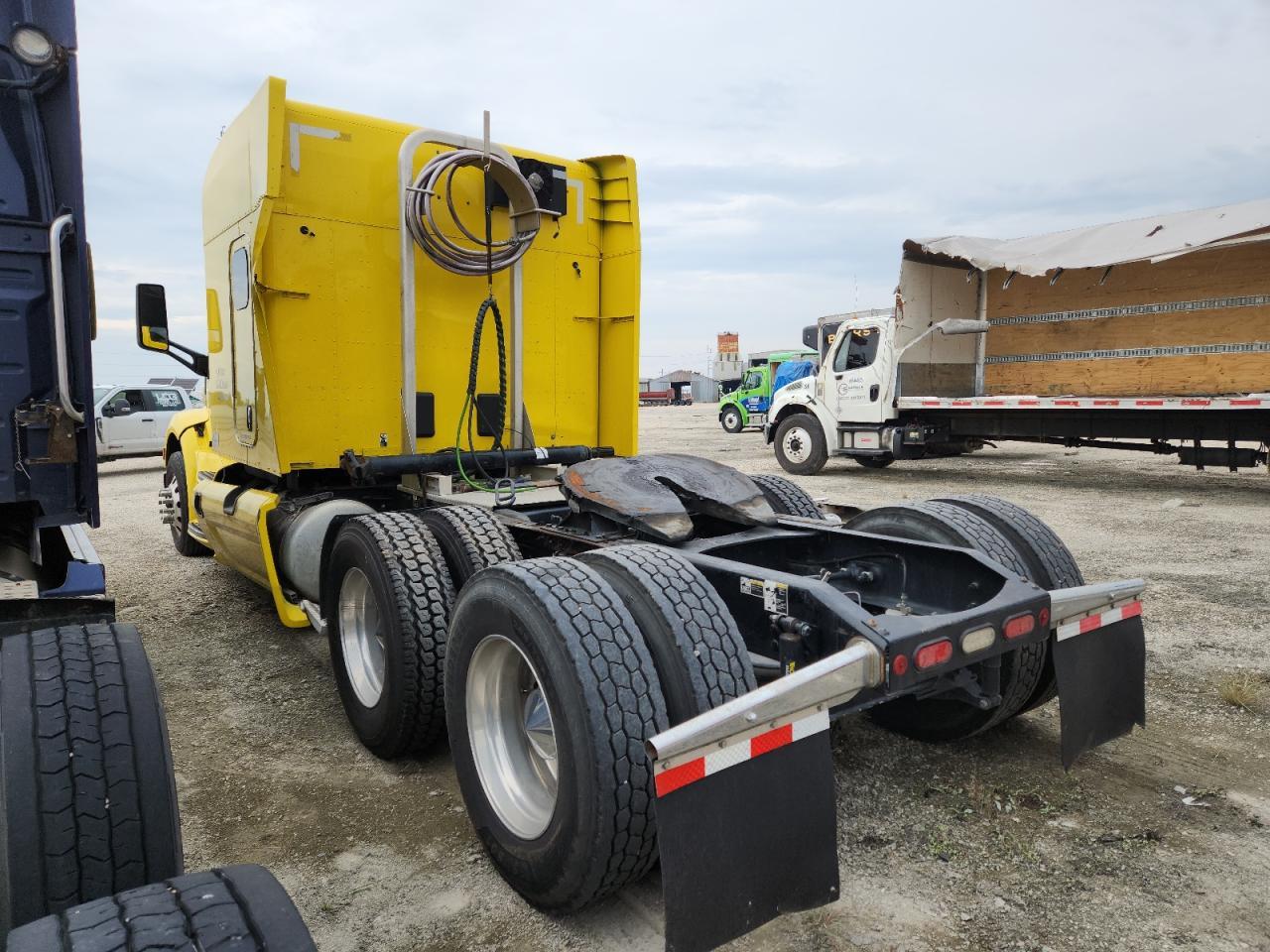 2020 Peterbilt 579 Semi Truck