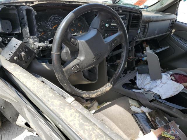 2005 Chevrolet Suburban C1500