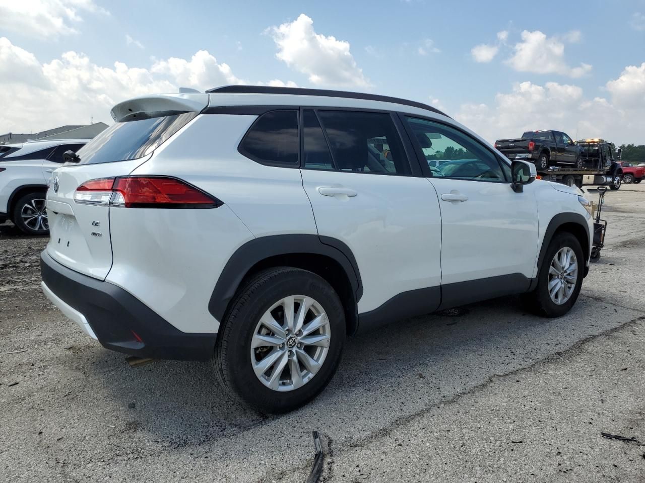 2024 Toyota Corolla Cross le le