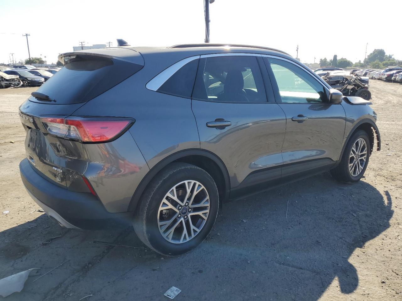 2021 Ford Escape sel
