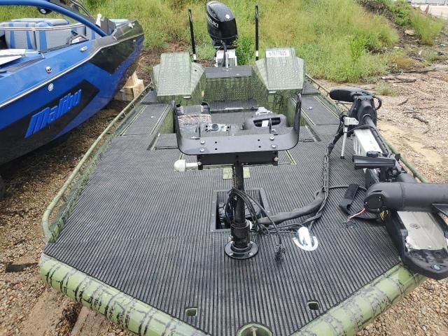 2024 Gator Traxx 22X70 BWH