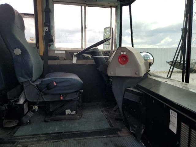 2006 Ic Corporation 3000