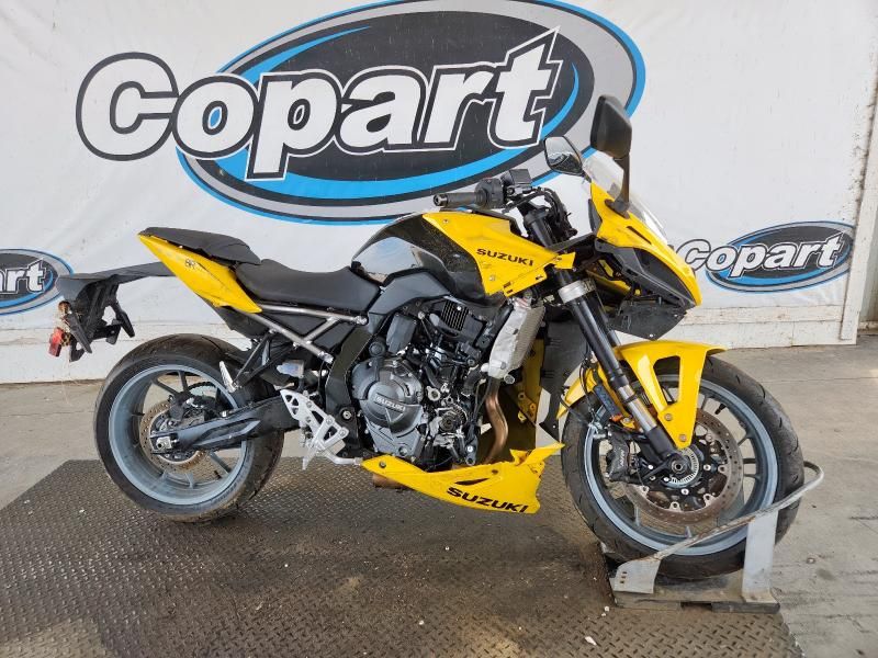2024 Suzuki GSX800 F