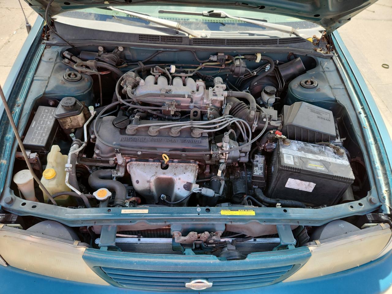 1997 Nissan Sentra xe