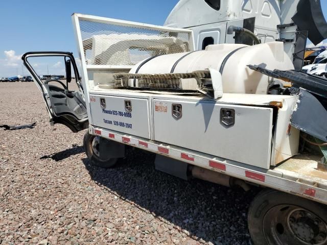 2019 Isuzu NPR HD