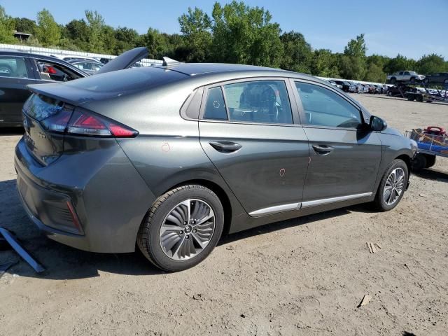 2022 Hyundai Ioniq SE