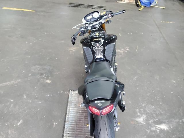 2011 Yamaha FZ8 N