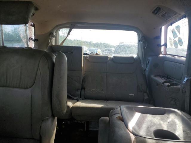 2010 Toyota Sienna xle