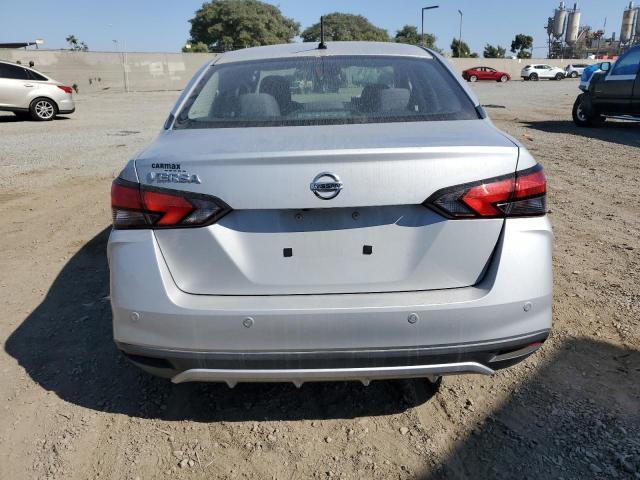 2020 Nissan Versa s