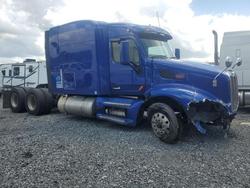 Salvage cars for sale from Copart -no: 2017 Peterbilt 579 Semi Truck