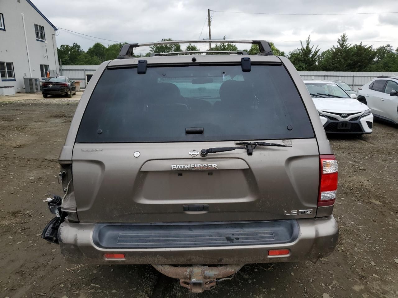 2001 Nissan Pathfinder le