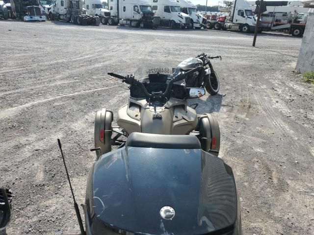 2021 Can-Am Spyder Roadster F3-T