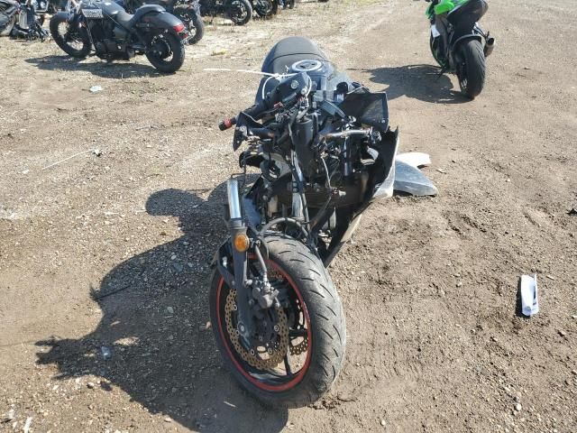 2012 Kawasaki EX650 EC