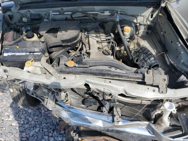 2000 Nissan Frontier xe