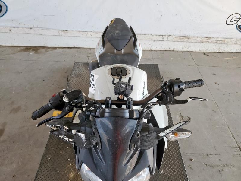 2023 Kawasaki ER400 D