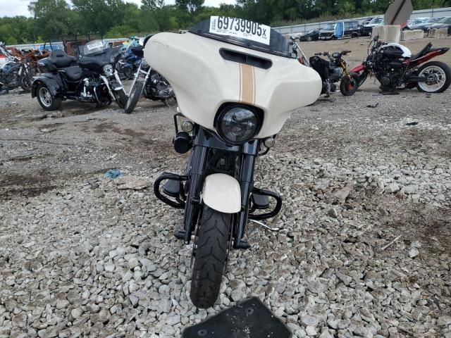 2023 Harley-Davidson Flhxst