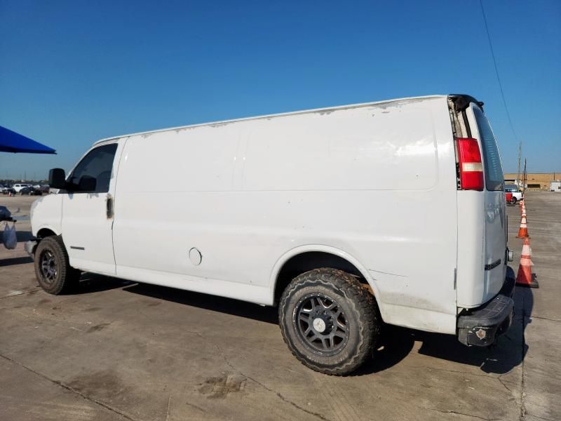 2005 GMC Savana G3500