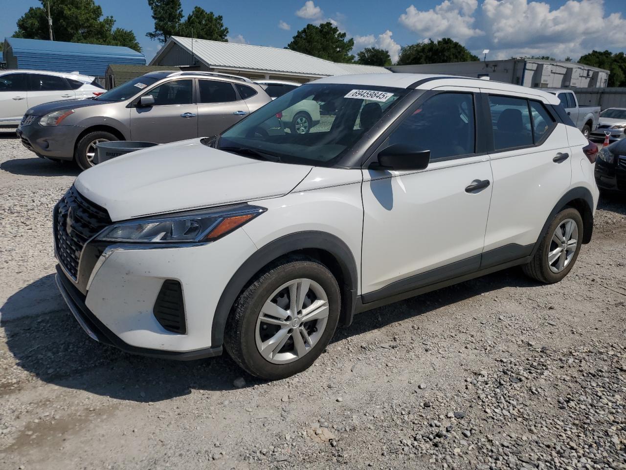 2024 Nissan Kicks s