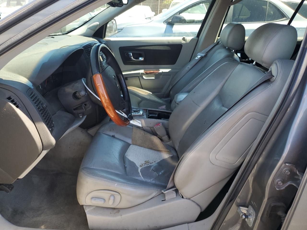 2004 Cadillac SRX