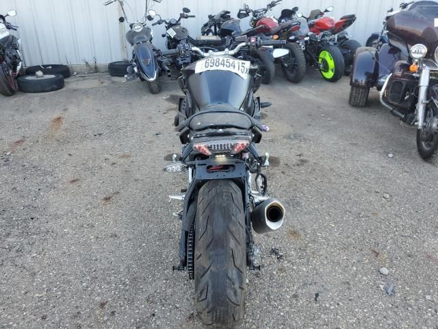 2017 Yamaha FZ10