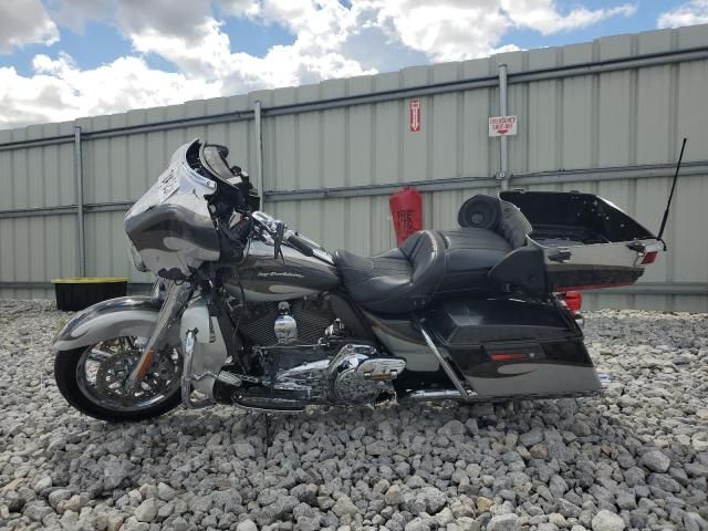2013 Harley-Davidson Flhtcuse CVO Ultra Classic Electra Glide