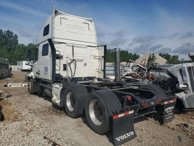 2018 Volvo VNL Semi Truck