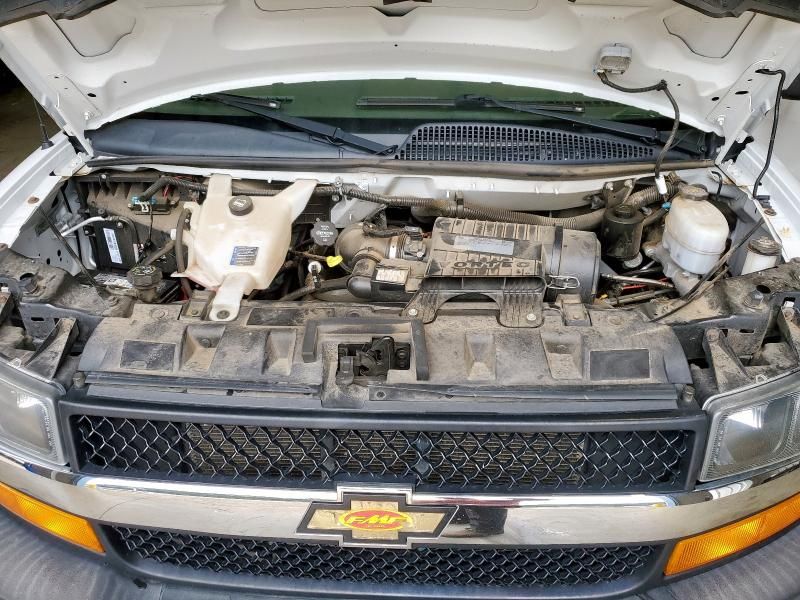 2020 Chevrolet Express G3500 LT