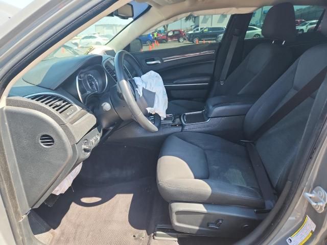 2018 Chrysler 300 Touring