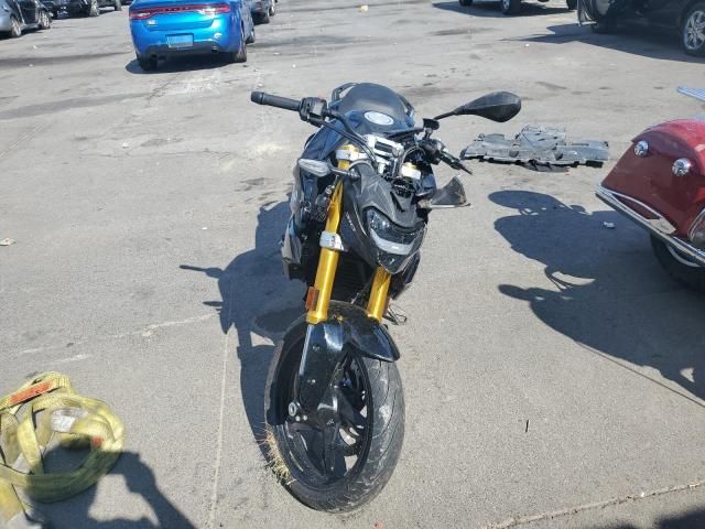2025 BMW G310 R