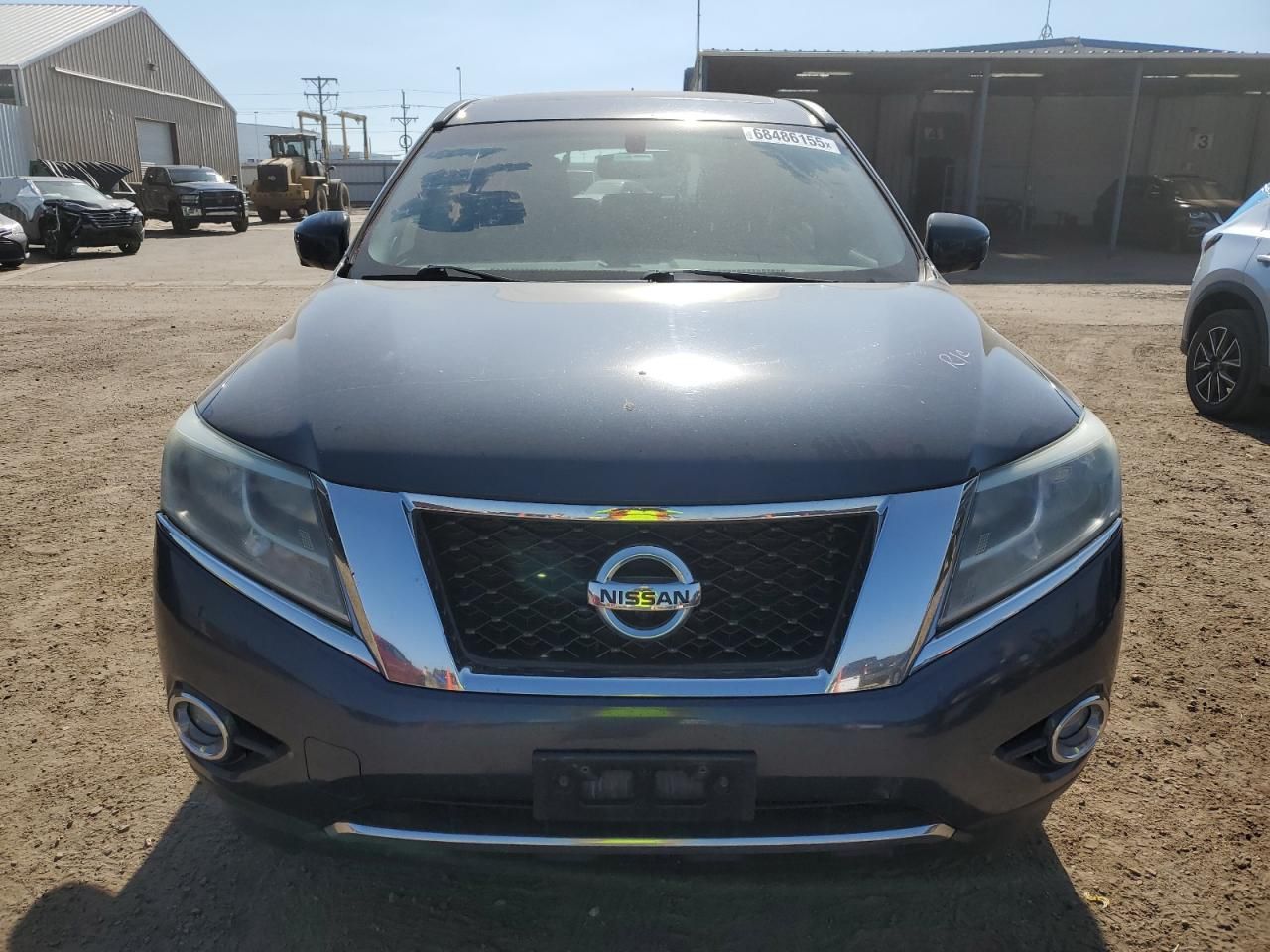 2014 Nissan Pathfinder s