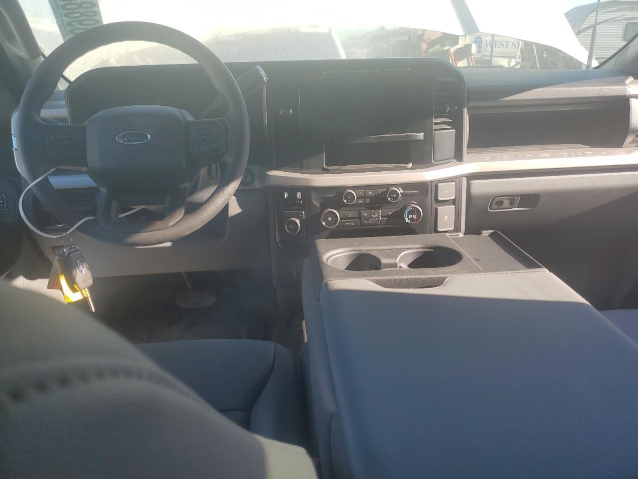2023 Ford F550 Super Duty