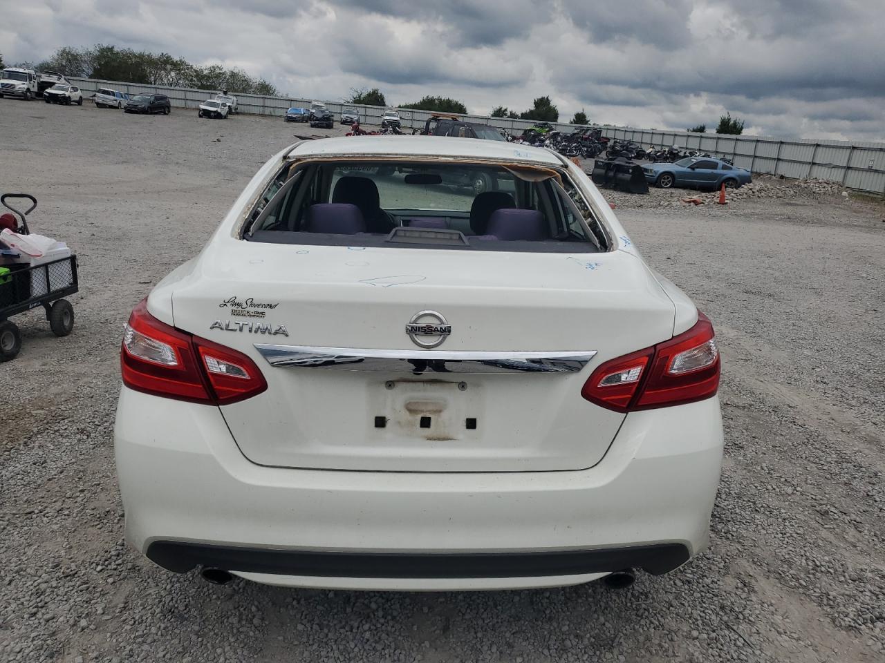 2016 Niss Altima 2.5