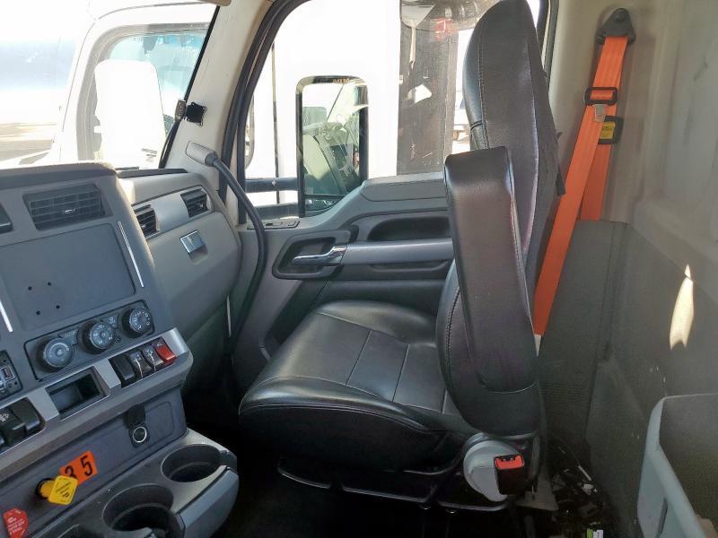 2020 Kenworth T680 Semi Truck