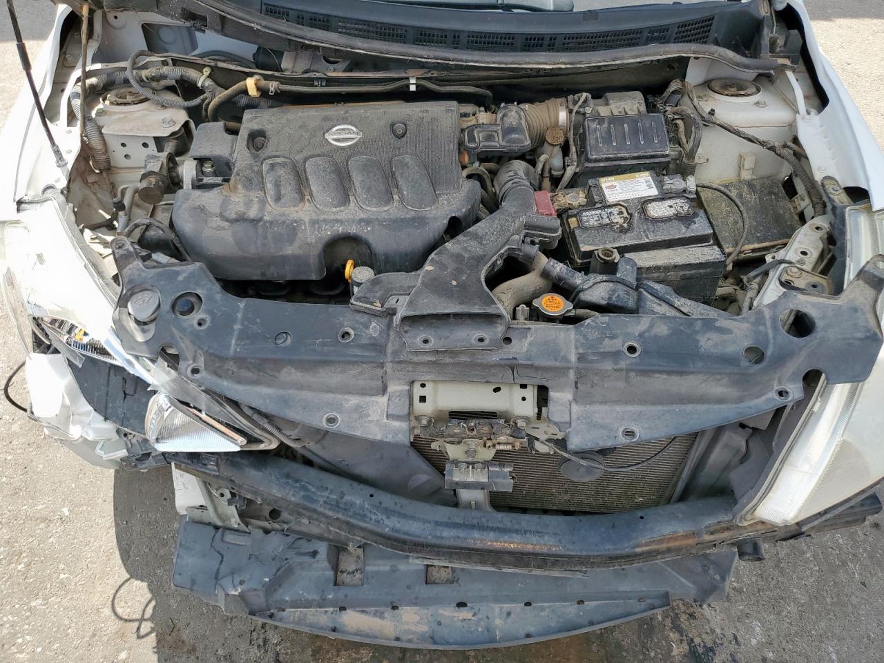 2011 Niss Versa 1.8 s