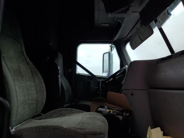 2012 Freightliner Columbia Semi Truck