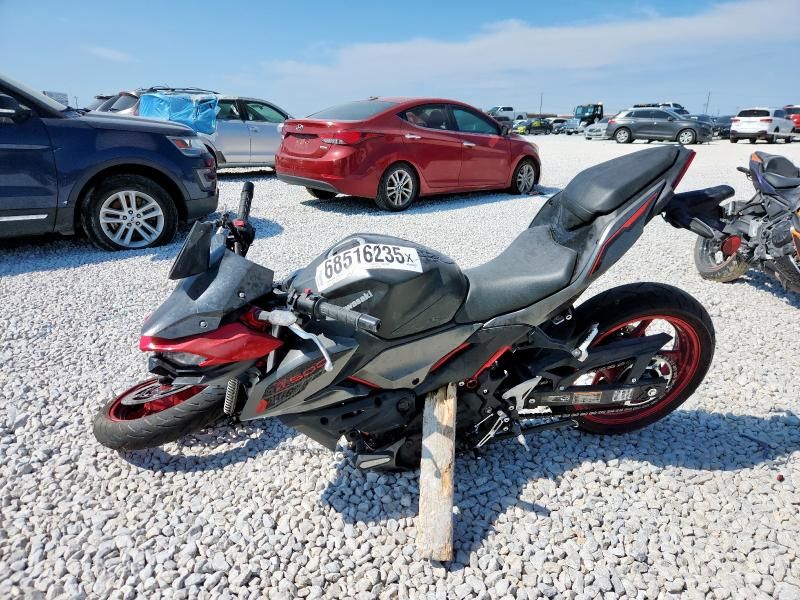 2025 Kawasaki ER500