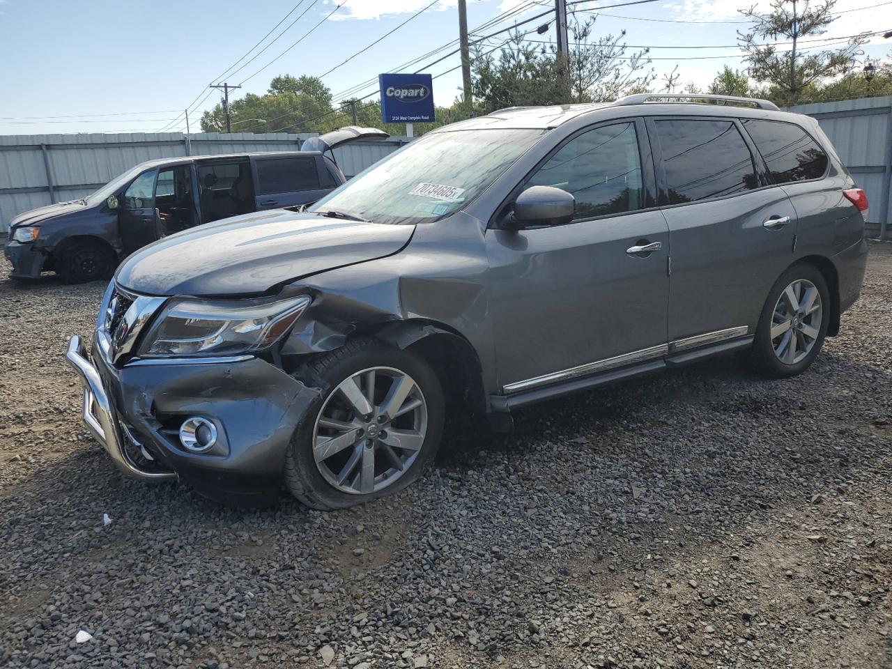 2016 Nissan Pathfinder s s