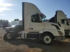 2017 Volvo VNL Semi Truck